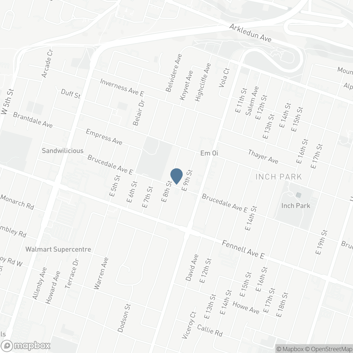 229 EAST 8TH STREET, Hamilton, Ontario L9A 3L7